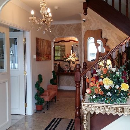Abacus Guesthouse ゴールウェイ エクステリア 写真