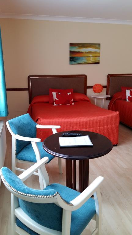 Abacus Guesthouse ゴールウェイ エクステリア 写真